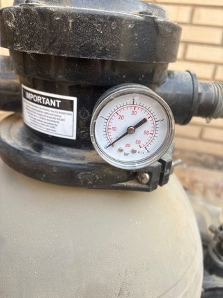 Bomba de piscina multifunción