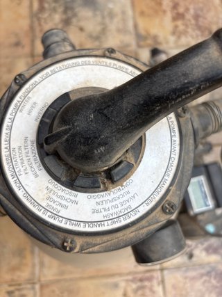 Bomba de piscina multifunción