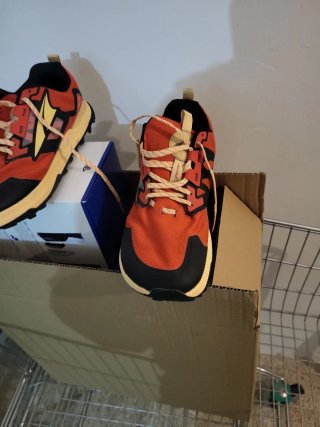 Deportivas Altra Naranja/Negro Talla 42