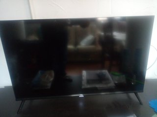TV TCL 42 casi nueva
