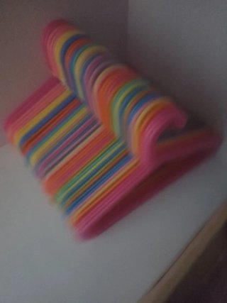 Lote 50- 5€ o 100- 10€ Perchas Niños Ikea Plástico