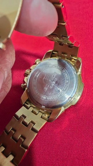 Reloj Casio Edifice EF-558 Cronógrafo Dorado