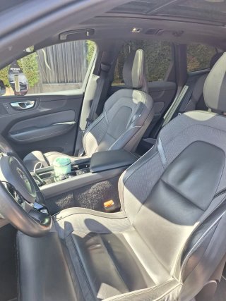 Volvo XC60 R-Design