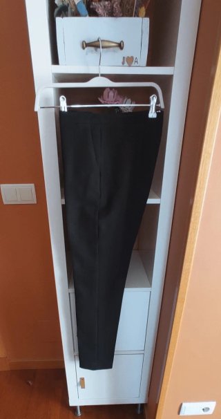 Pantalón negro punto Roma talla 36
