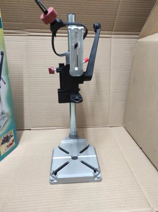 Soporte vertical WOLFCRAFT para dremel