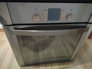 Horno de cocina plateado