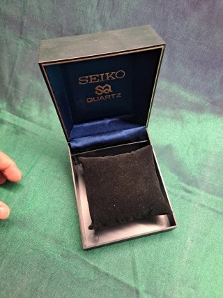 SEIKO Caja Vintage Seiko Negra y Dorada