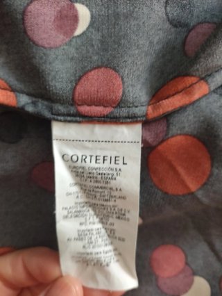 Blusa lunares cortefiel