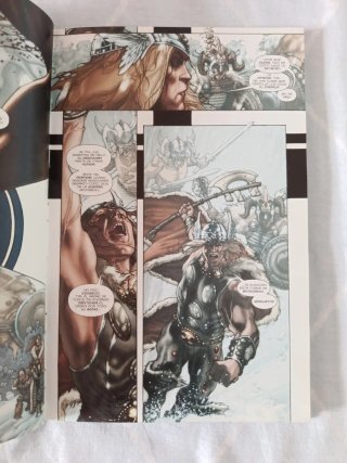THOR. POR ASGARD.     MARVEL