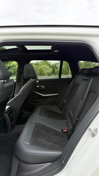 BMW 330e M Touring 292Cv 2021 Full Equip