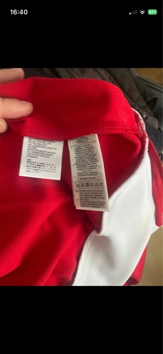 Chaqueta Adidas Clásica Roja Talla L y Xl