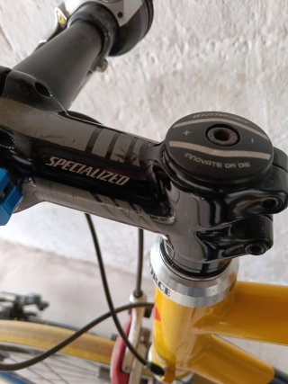 Bicicleta BH Carretera Fixed Amarilla