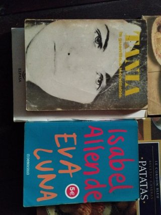 Novelas de aventuras e históricas. 2€ cada 1