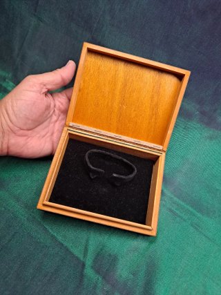 Omega Caja Verde Vintage