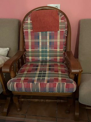 Sillón balancín madera y tela