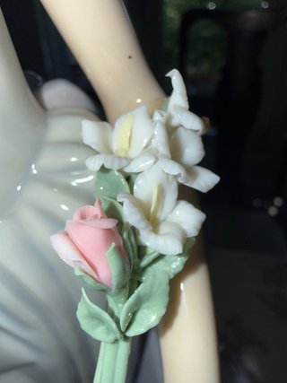 Escultura Lladró Dama Cola Raso