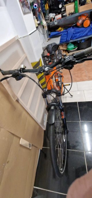 Bicicleta de Montaña GT Naranja