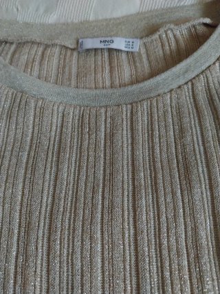 Camiseta Mango glitter dorado