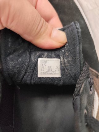 Zapatillas Vans Negras y Marrones