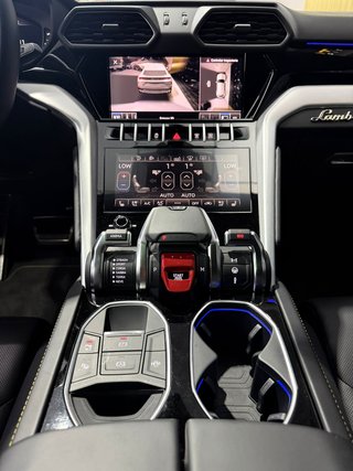 Lamborghini Urus 2021