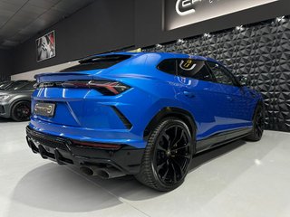 Lamborghini Urus 2021