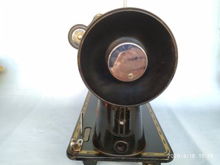 Máquina de coser Singer 201