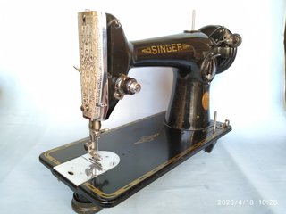 Máquina de coser Singer 201