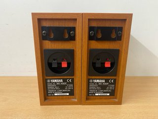 Altavoces Yamaha NX-430P Marrones y Plateados
