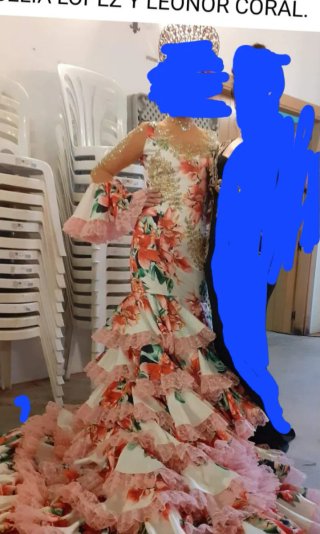 Bata de cola flamenca