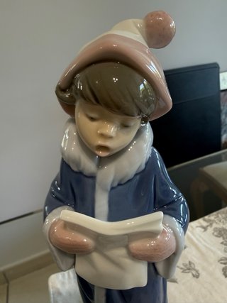 Escultura Lladró - Cantor Navideño