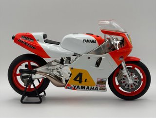 Yamaha YZR500 Eddie Lawson 1984 rare