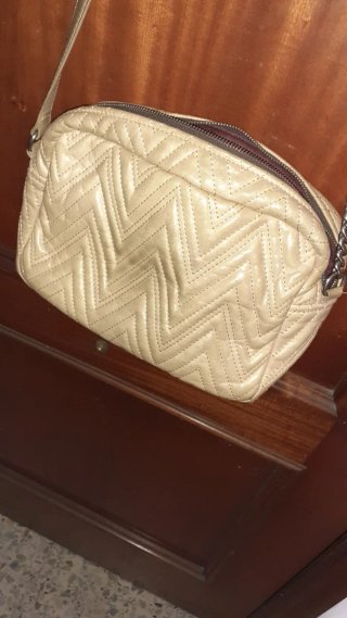 Bolso bimba y lola usado exterior 100% piel d vaca