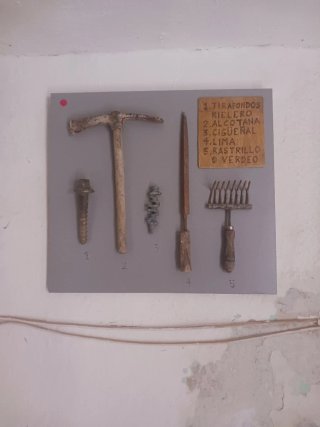 Strumenti antichi e viti