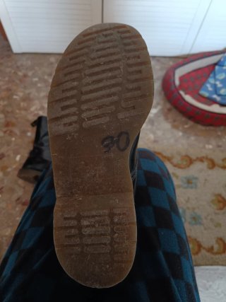 Stivali Dr. Martens a 14 Occhielli Neri