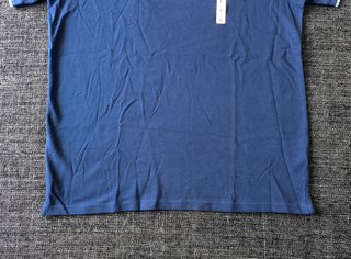 Polo azul oscuro para hombre (A ESTRENAR)