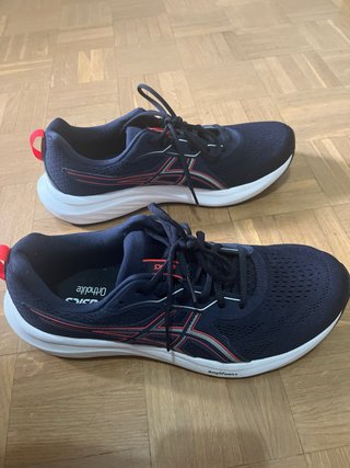 Tenis Asics Azul y Rojo