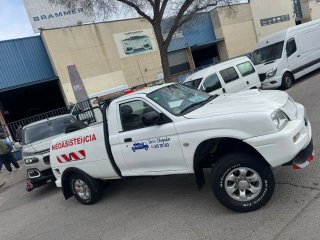 Mitsubishi L 200 2006