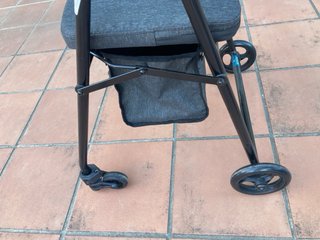 Andador para mayores plegable