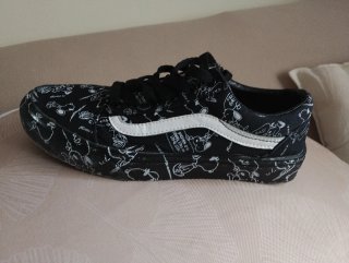 Zapatillas Vans Snoopy Negras y Blancas
