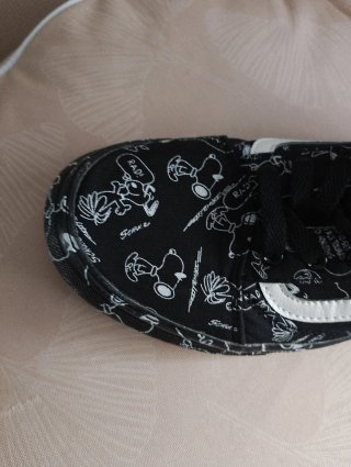 Zapatillas Vans Snoopy Negras y Blancas
