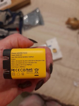 Cargador ASOMETECH 35W USB-C PD Amarillo,nuevo sin
