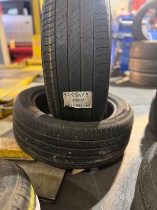 Neumático Michelin 225/50/18 100V