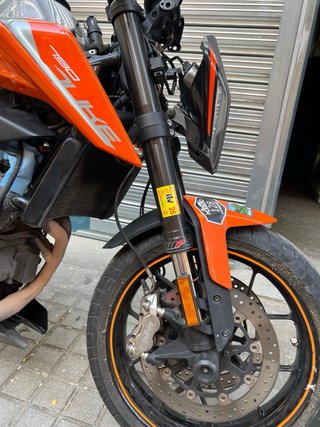 Despiece KTM 790 Duke Motor con la culata rota.