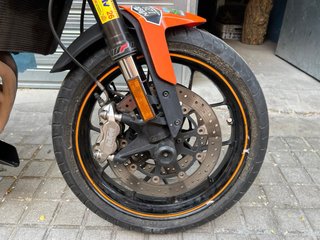 Despiece KTM 790 Duke Motor con la culata rota.