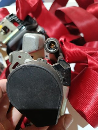 Cinturones de seguridad rojos Renault Megane 3 RS