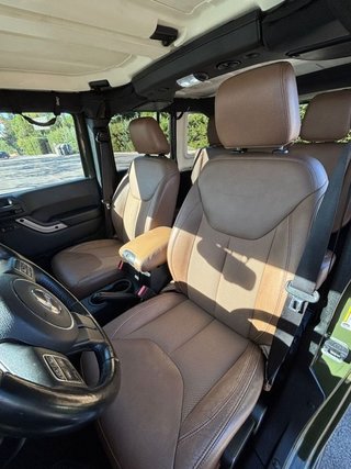 Jeep Wrangler Unlimited Sahara, 75.º aniversario