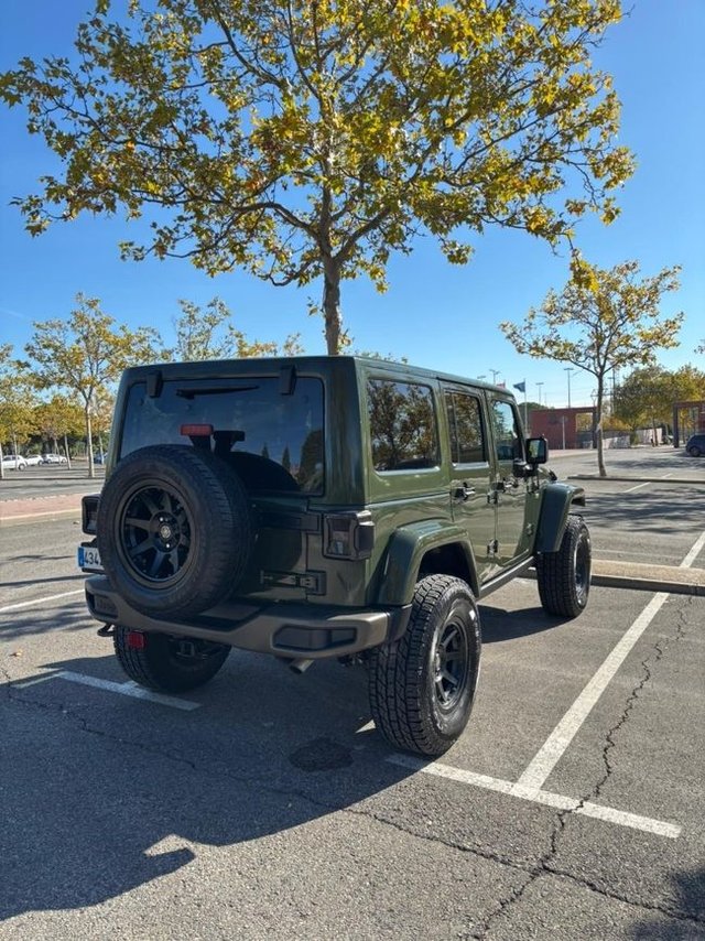 Jeep Wrangler Unlimited Sahara, 75.º aniversario