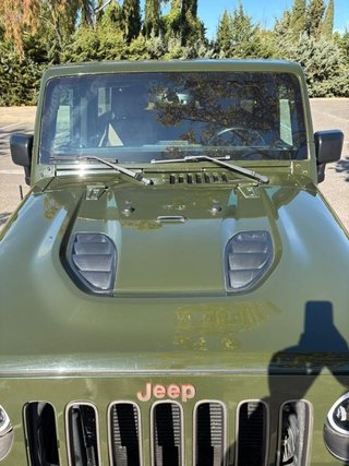 Jeep Wrangler Unlimited Sahara, 75.º aniversario