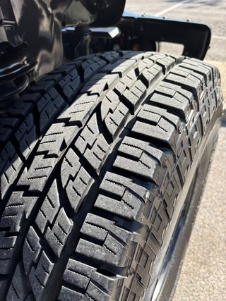 Jeep Wrangler Unlimited Sahara, 75.º aniversario