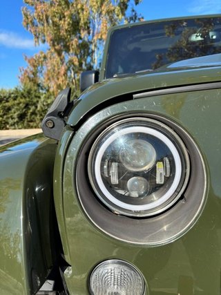 Jeep Wrangler Unlimited Sahara, 75.º aniversario